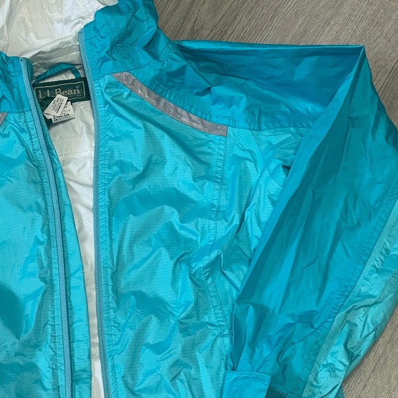 L.L. Bean Kids Jacket - Picture 2 of 11